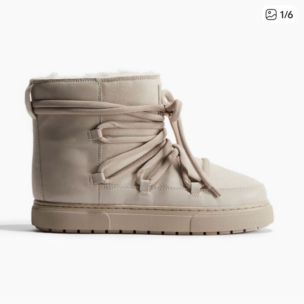 H&M Women’s Lace-Up faux suede/shearling bootie